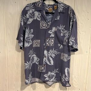 JOS A. BANK Men’s 100% Silk Button Down Short Sleeve Shirt Size Large